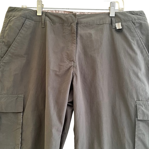 Trespass Olive Green Women's Cargo Cropped Pants XL - Picture 3 of 10